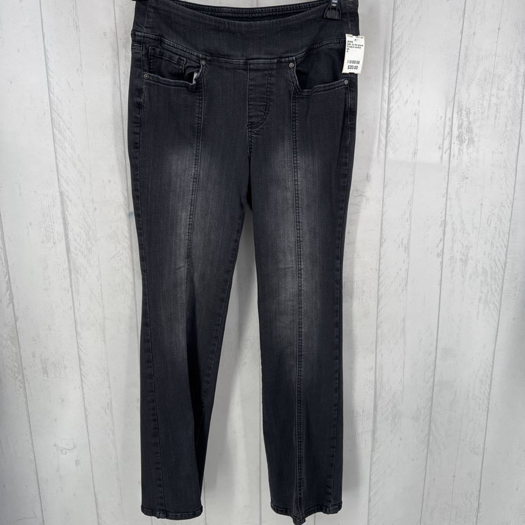 10 pull-on stretch jeans
