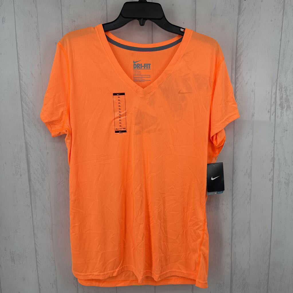 R25 XL v-neck s/s tee