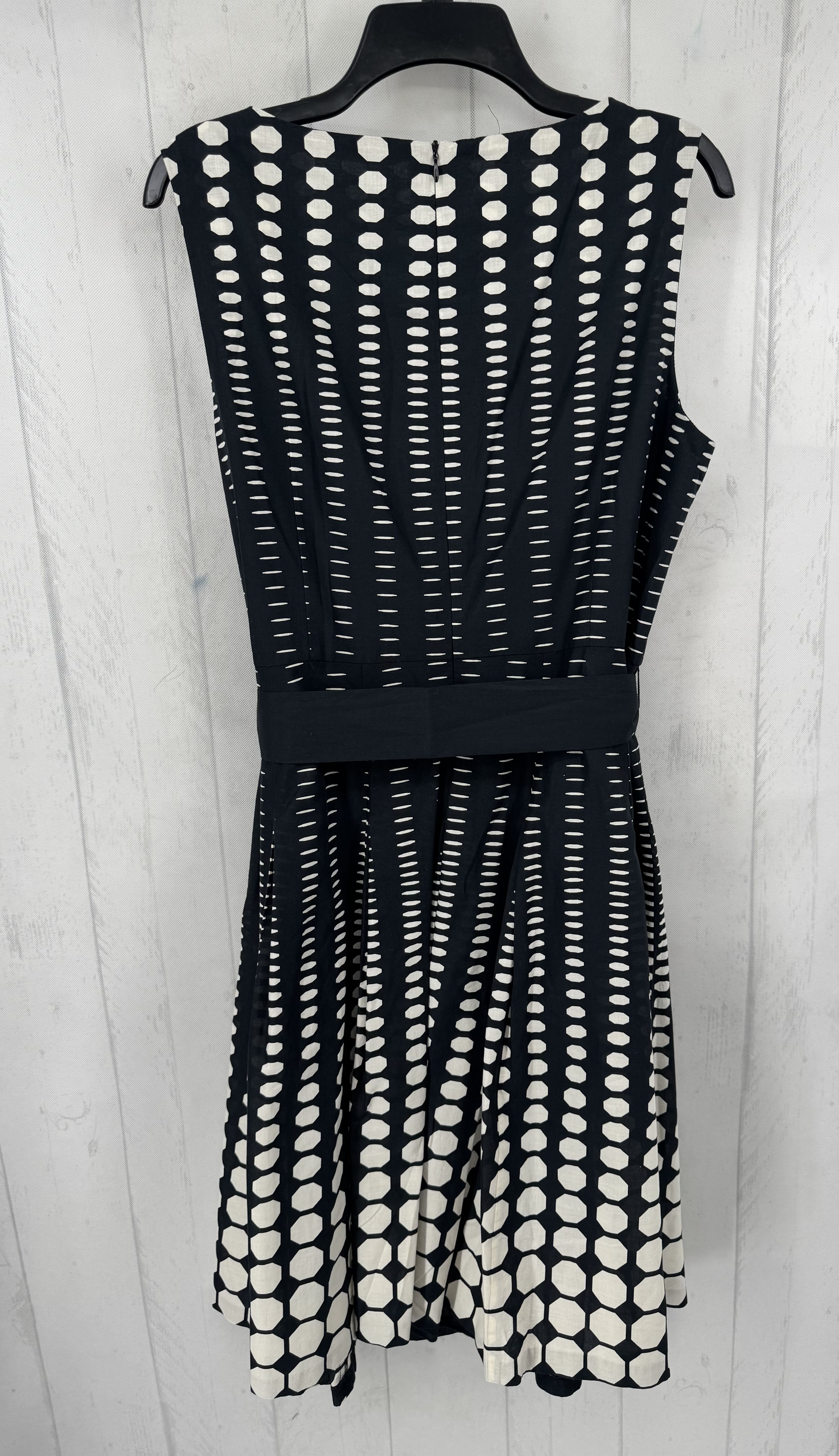 14 polka dot slvls belted dress
