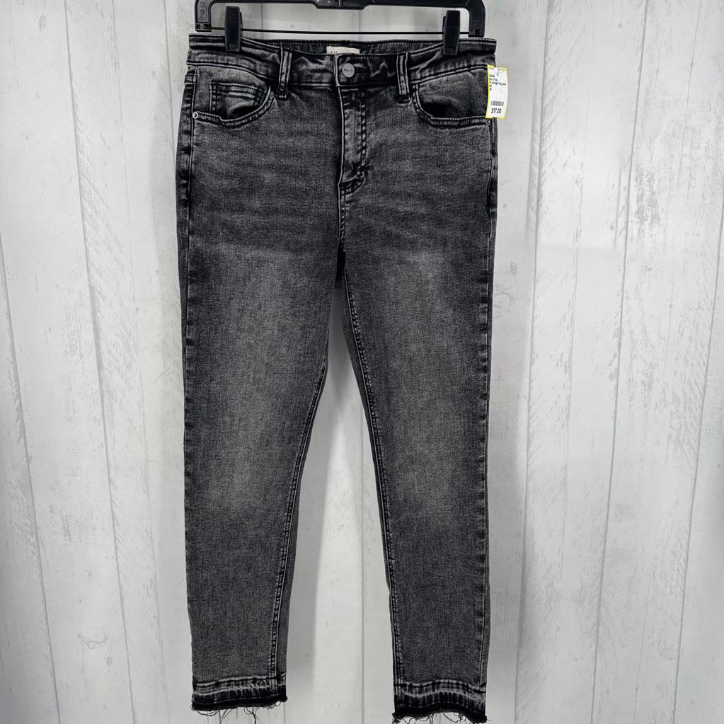 28 striaght leg jean