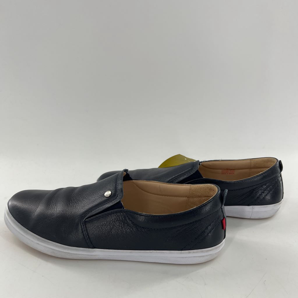 9.5 leather slip-on sneaker