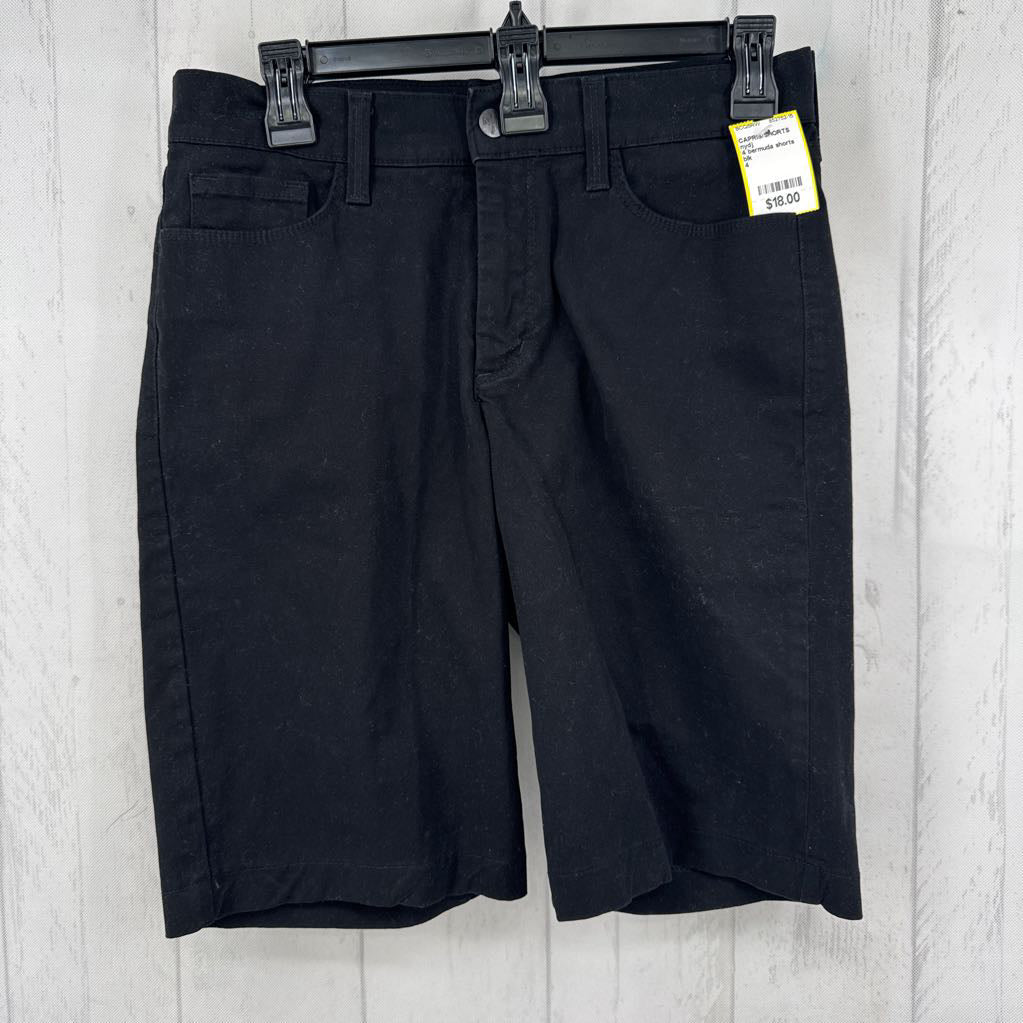 4 bermuda shorts