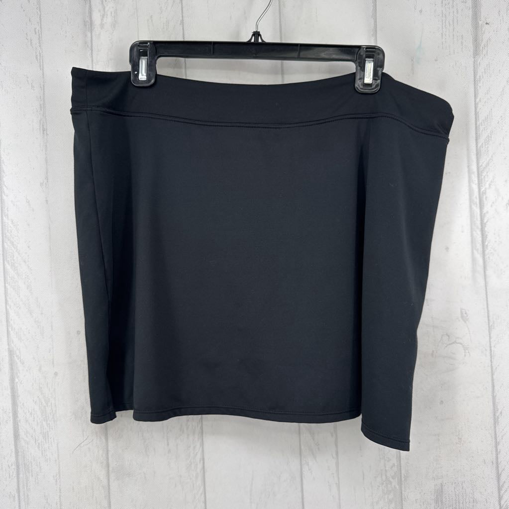 XL pull-on skort