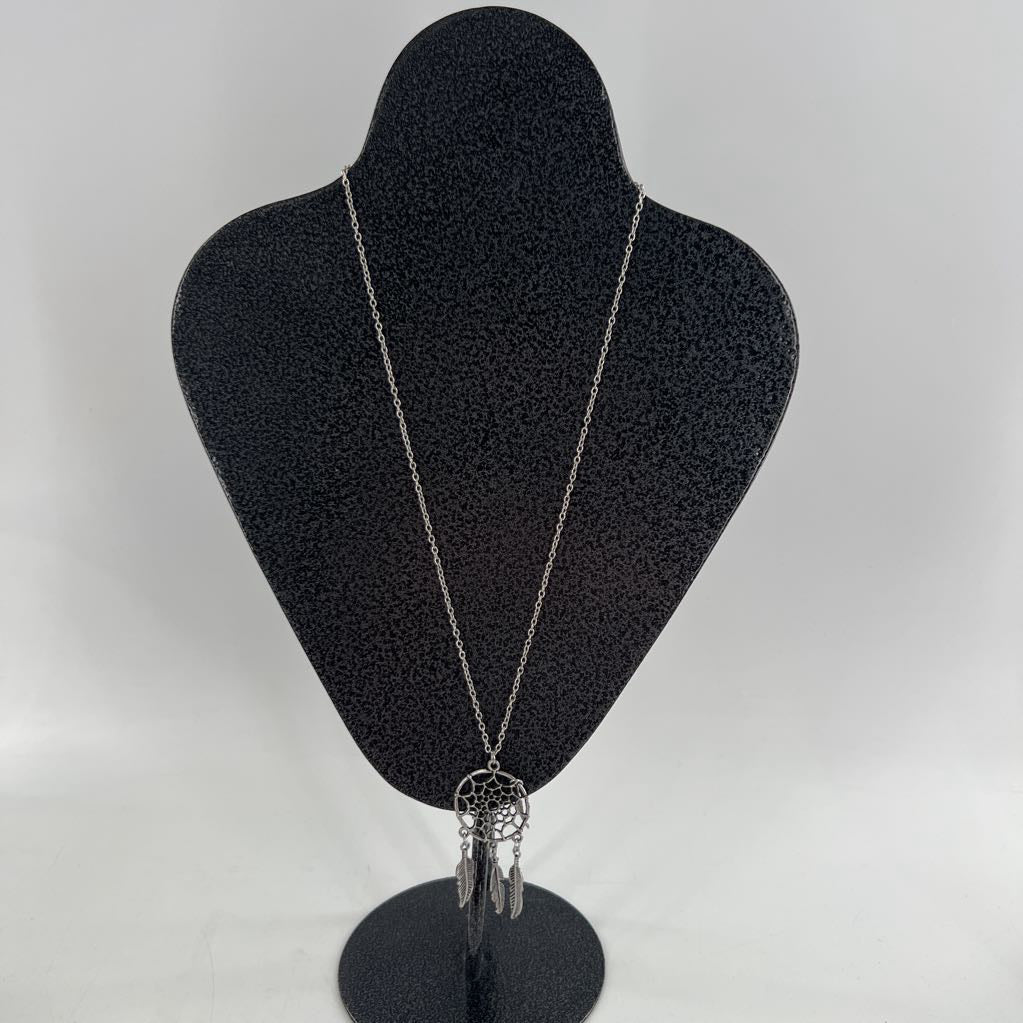 12" dreamcatcher pendant necklace