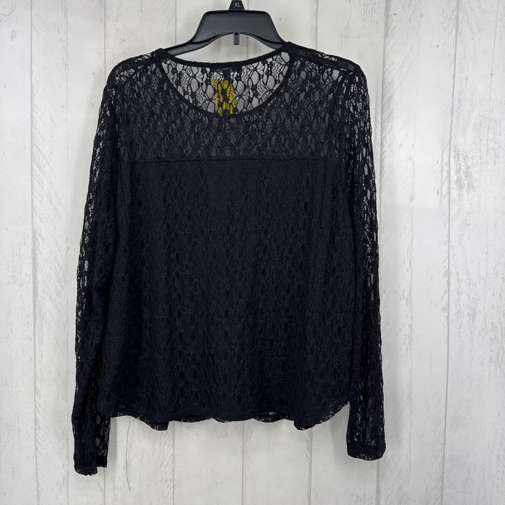 XL lace l/s top