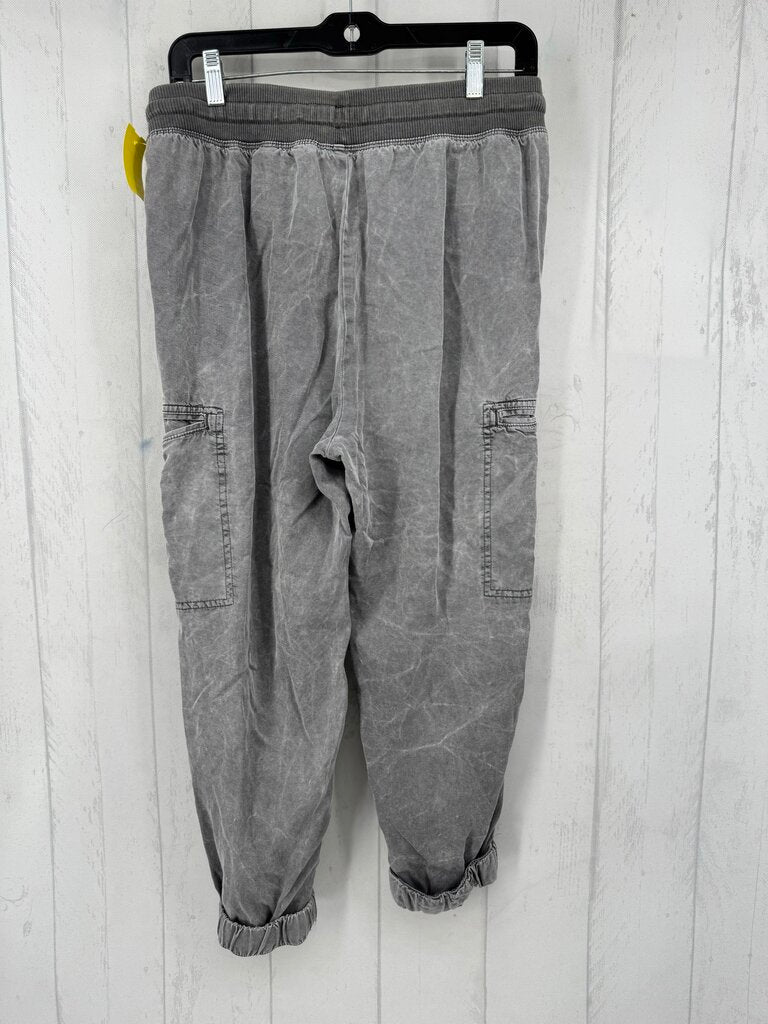M pull-on joggers