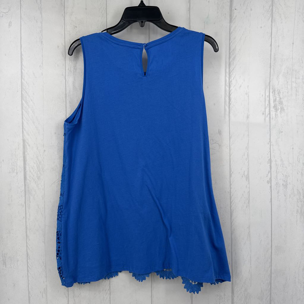 L lace front tank