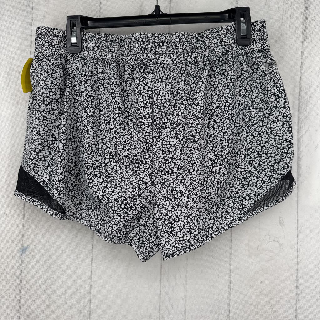 L flo print shorts