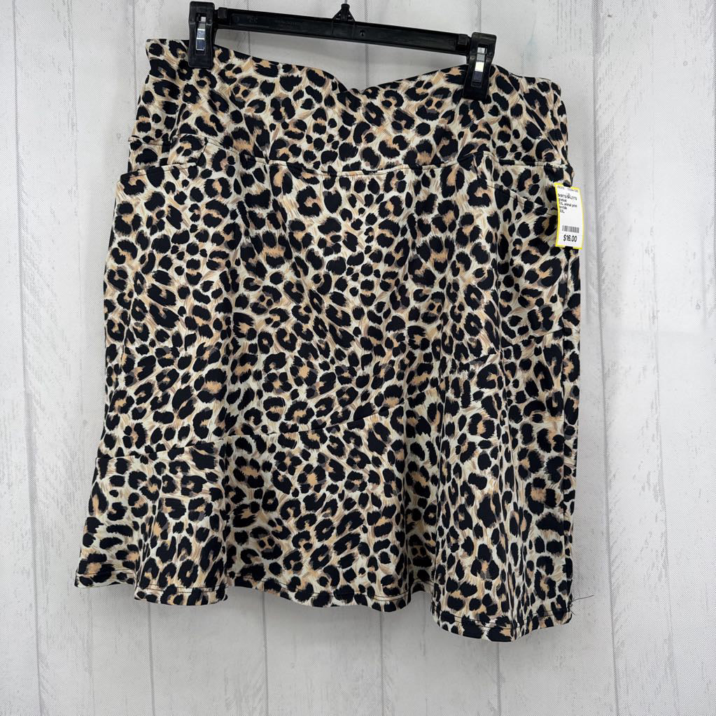 XXL animal print skort