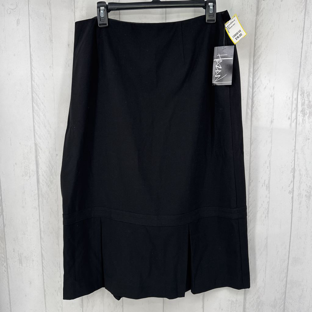 14 pleated hem skirt