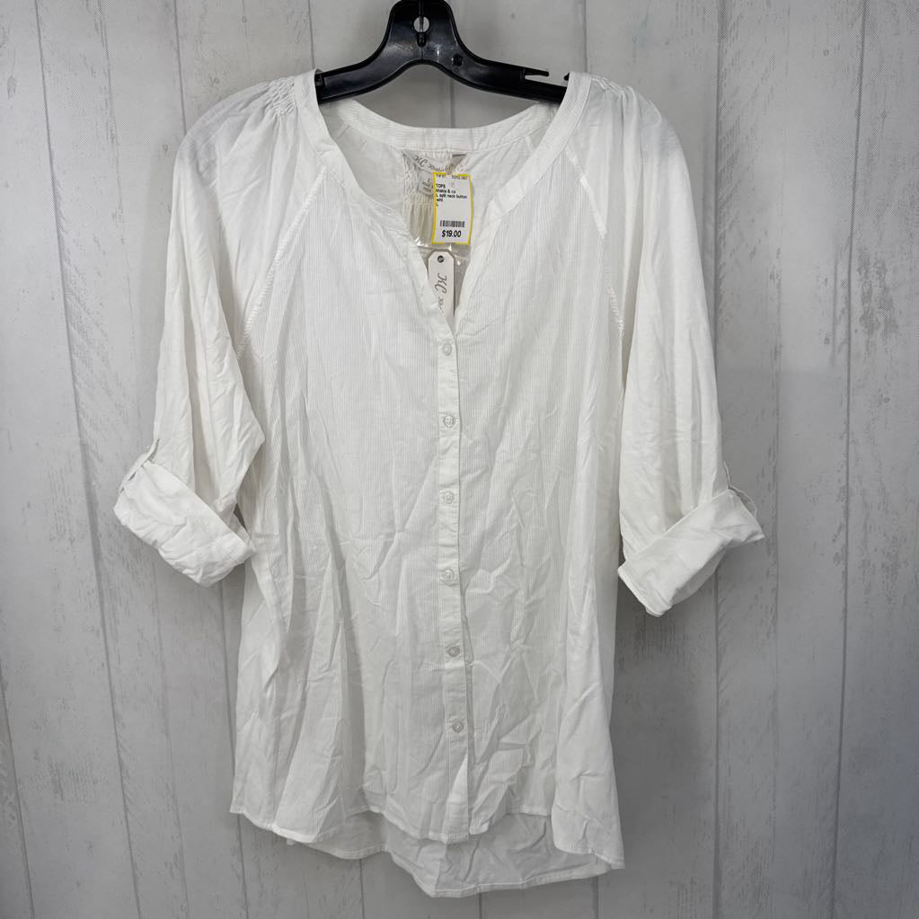 L split neck button down tab slv top