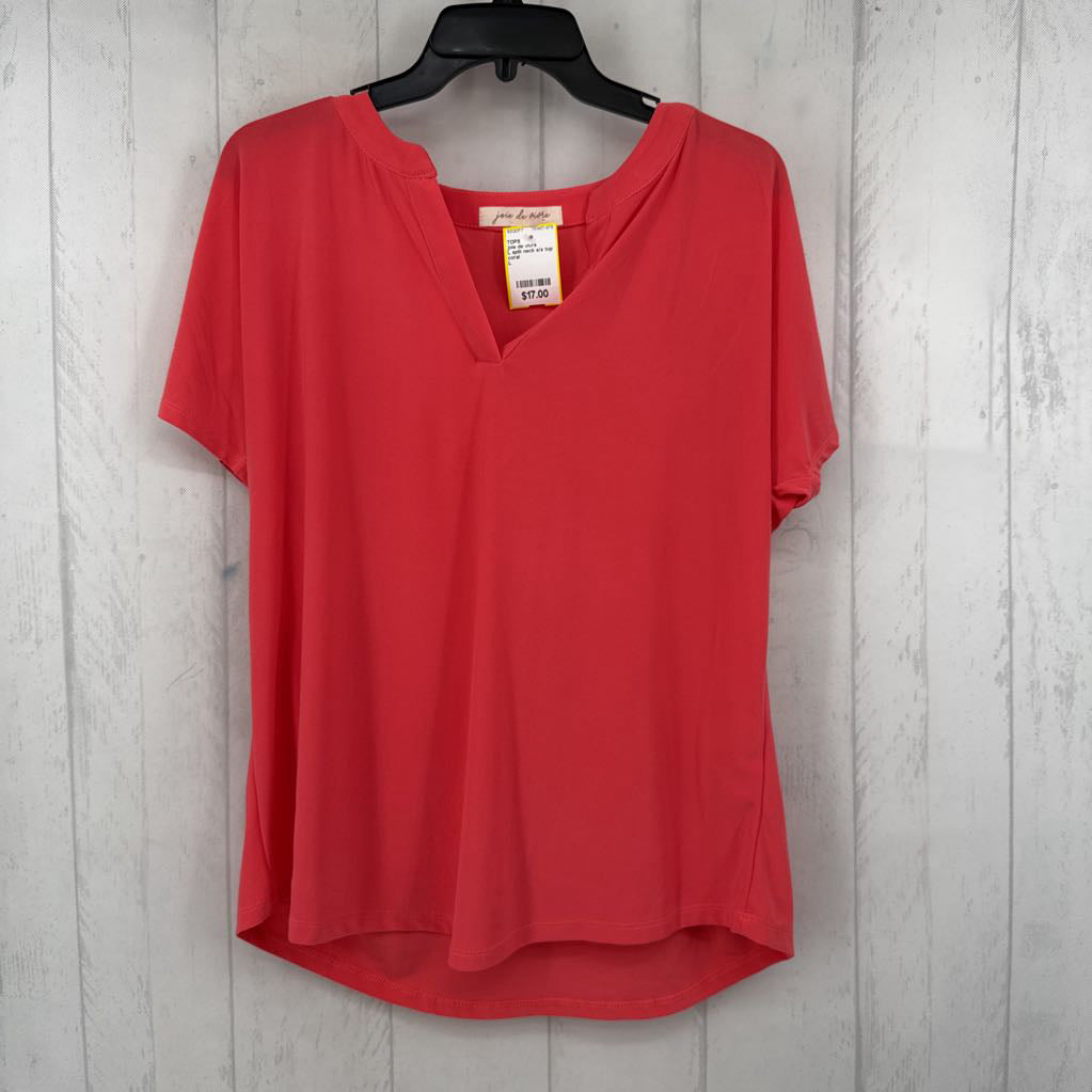 L split neck s/s top
