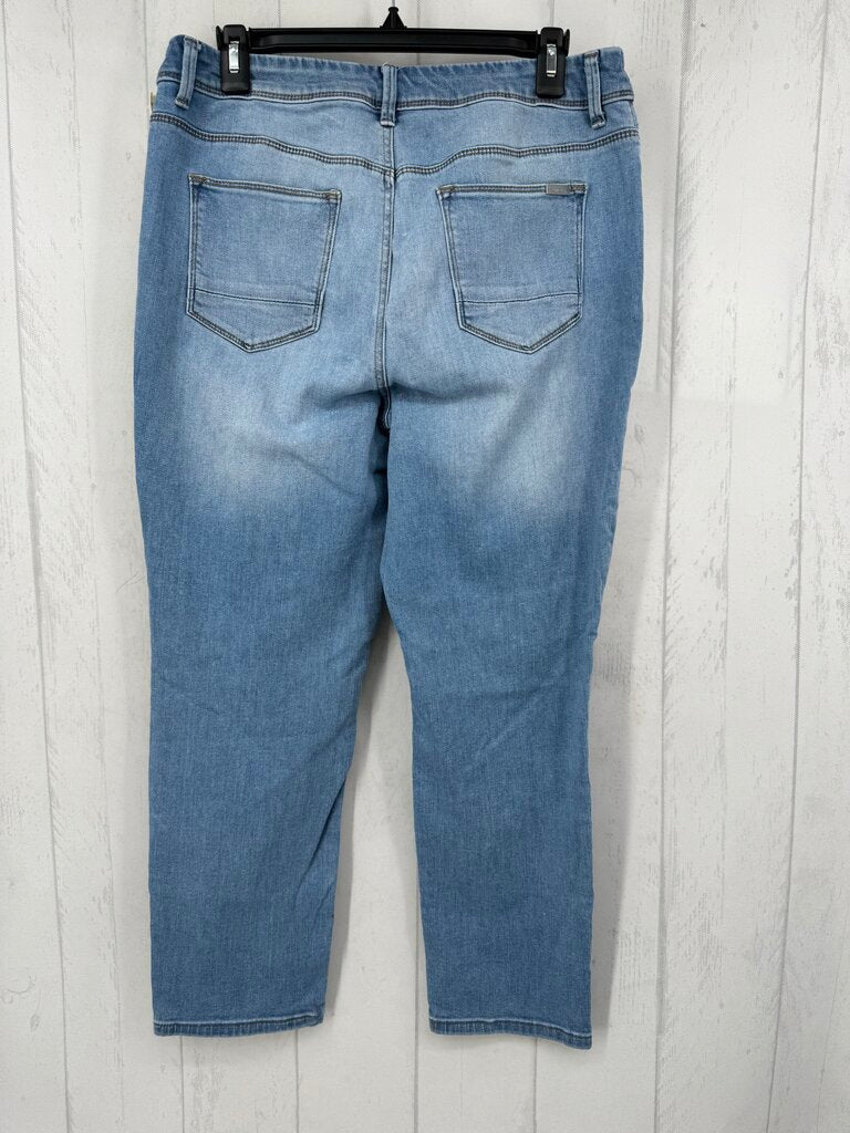 M crop jeans