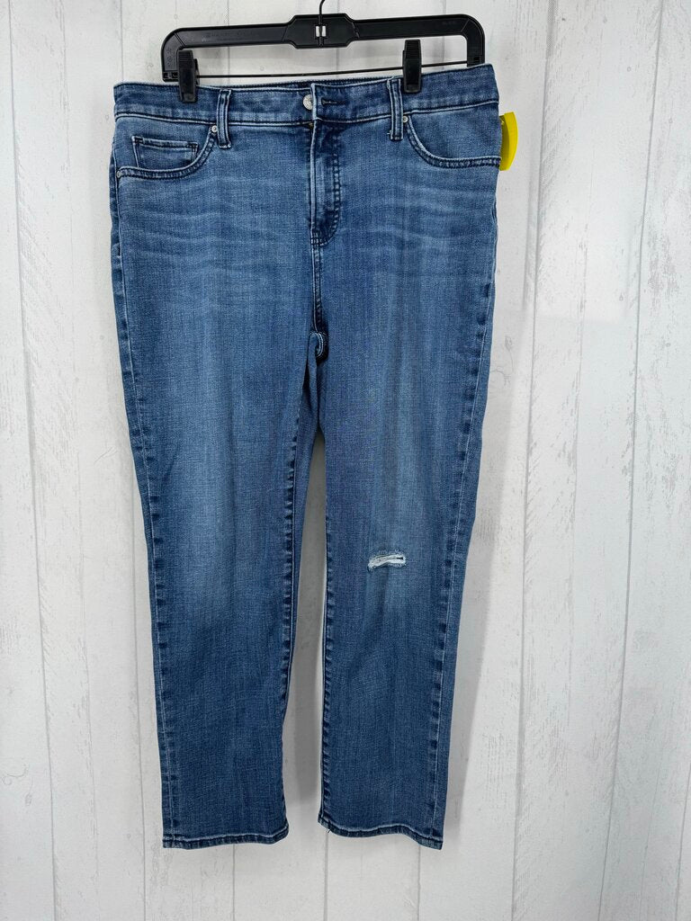 10 slim leg crop jean