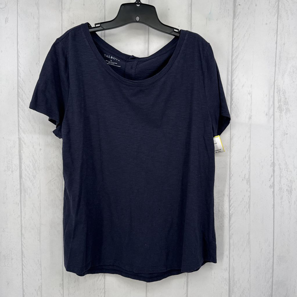 XL round neck button down s/s tee