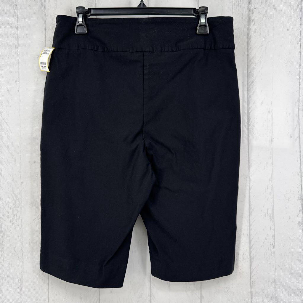 12 pull-on bermuda shorts