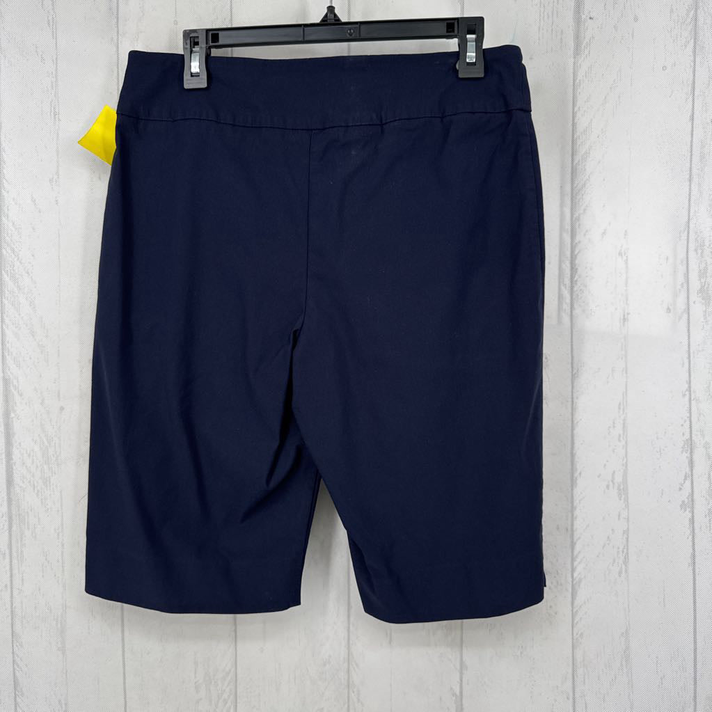 12 pull-on bermuda shorts