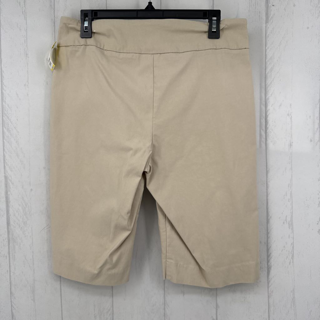 12 pull-on bermuda shorts