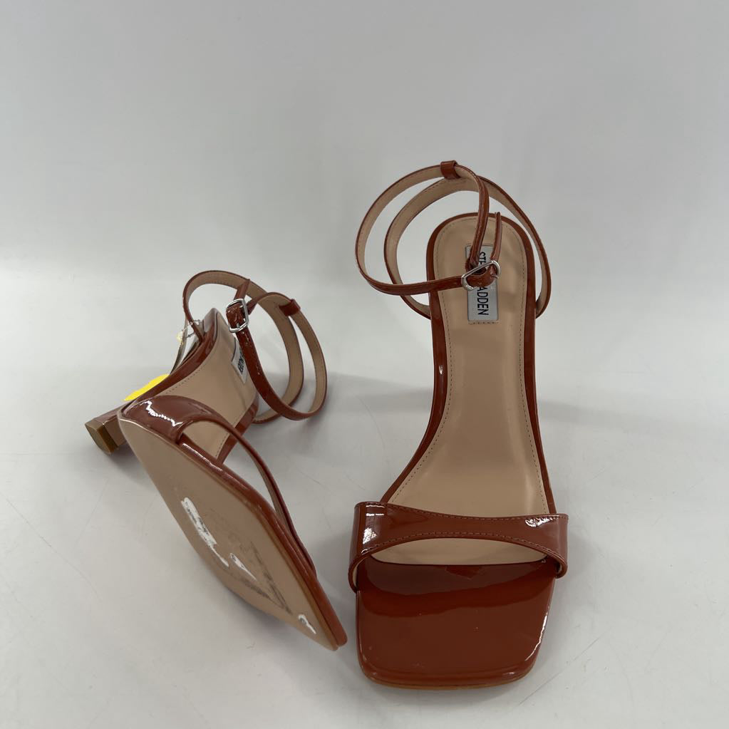 11 ankle strap hi-heel sandal