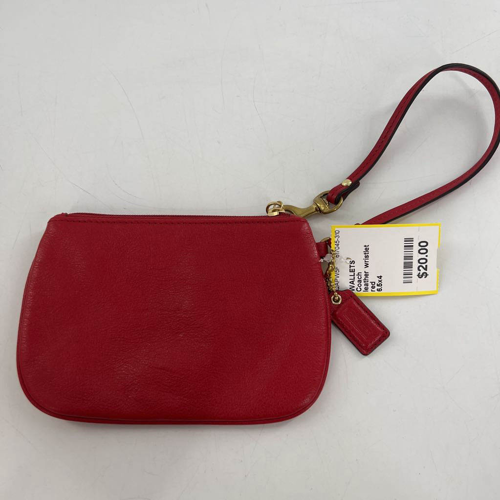 leather wristlet