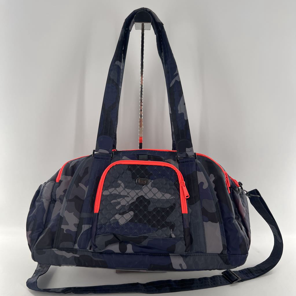 camo quilted weekender/carry on