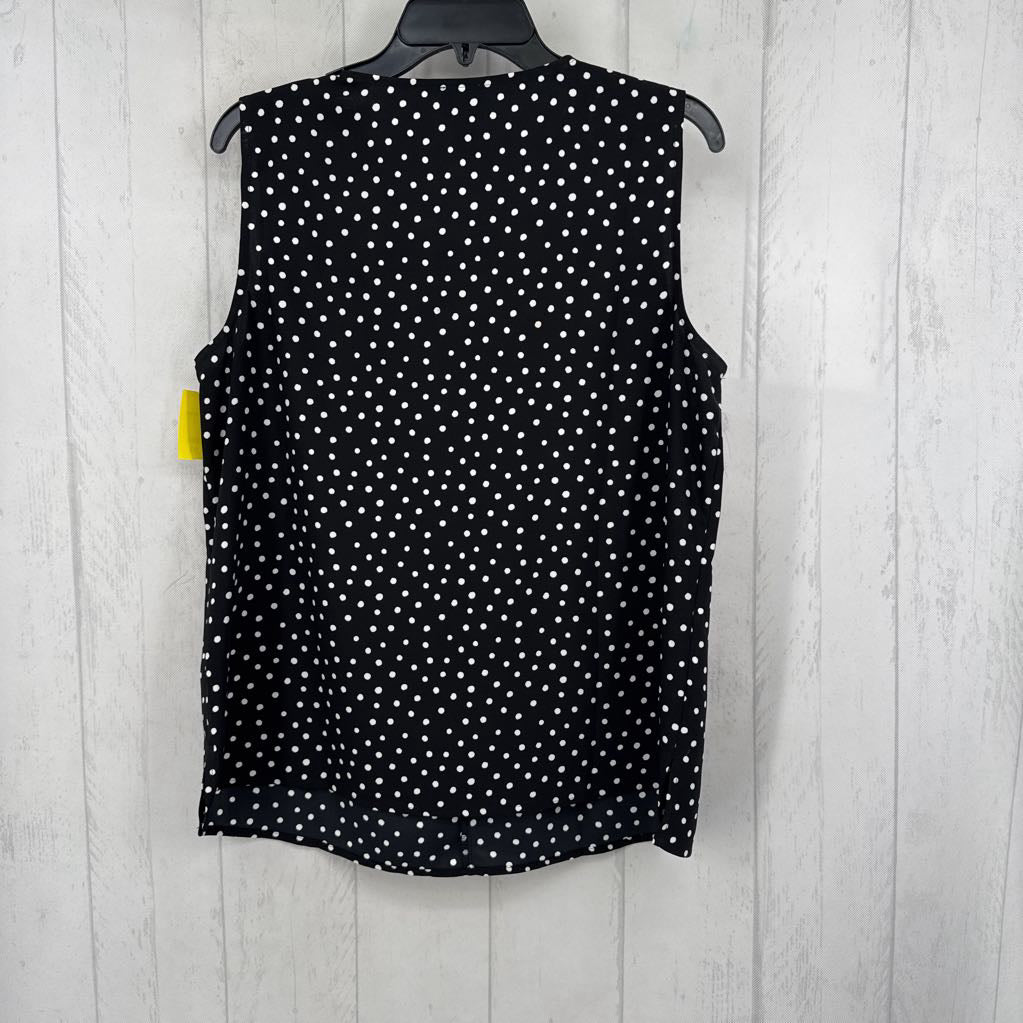 L polka dot v-neck tank