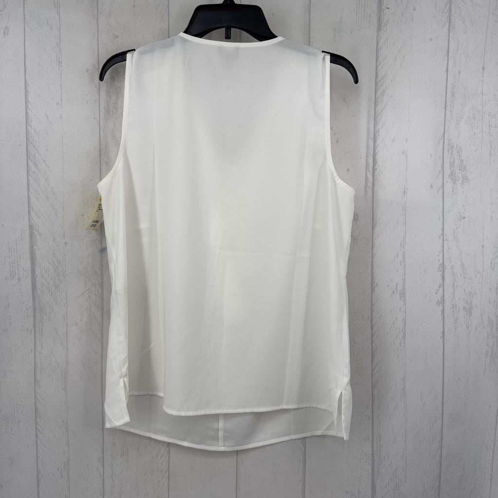 L ruffled v-neck tank