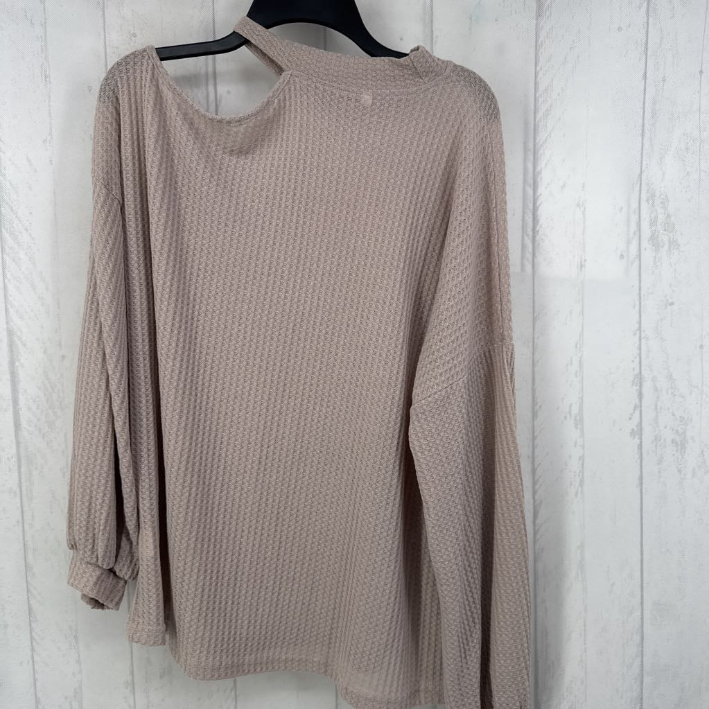 XL waffle knit cold shoulder l/s top