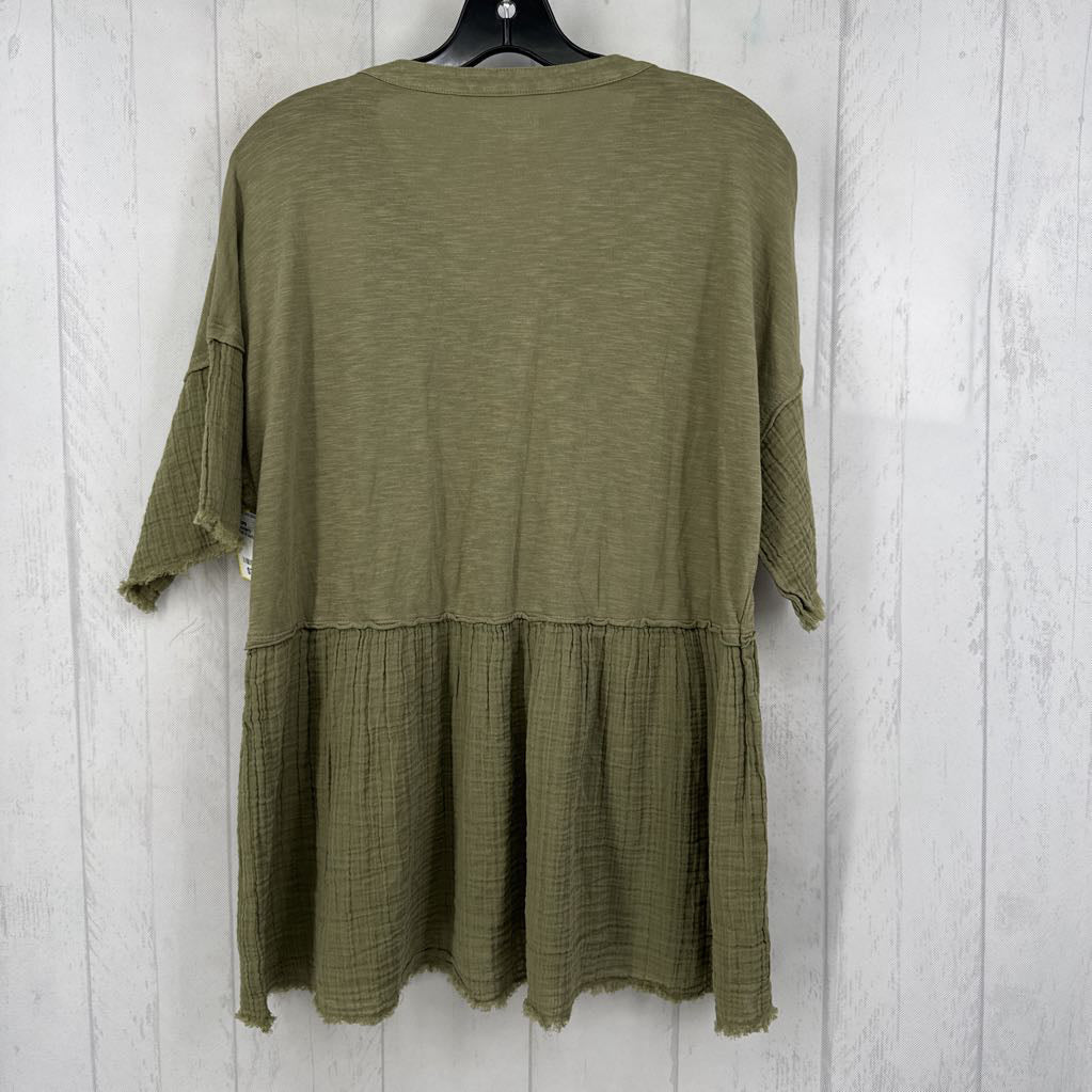 R49 M button front s/s peplum top