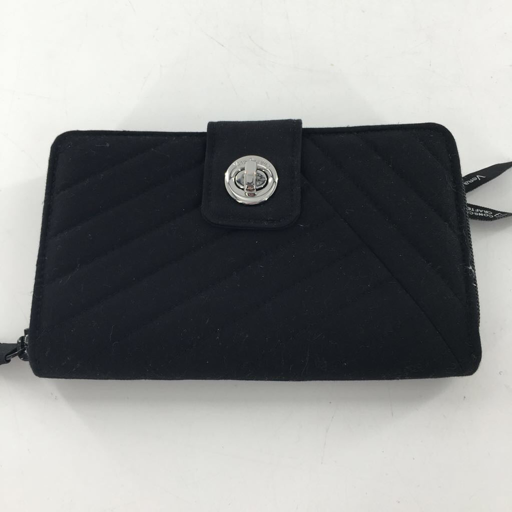 quilted turnlock wallet