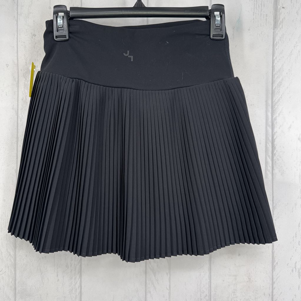 S pleated skort