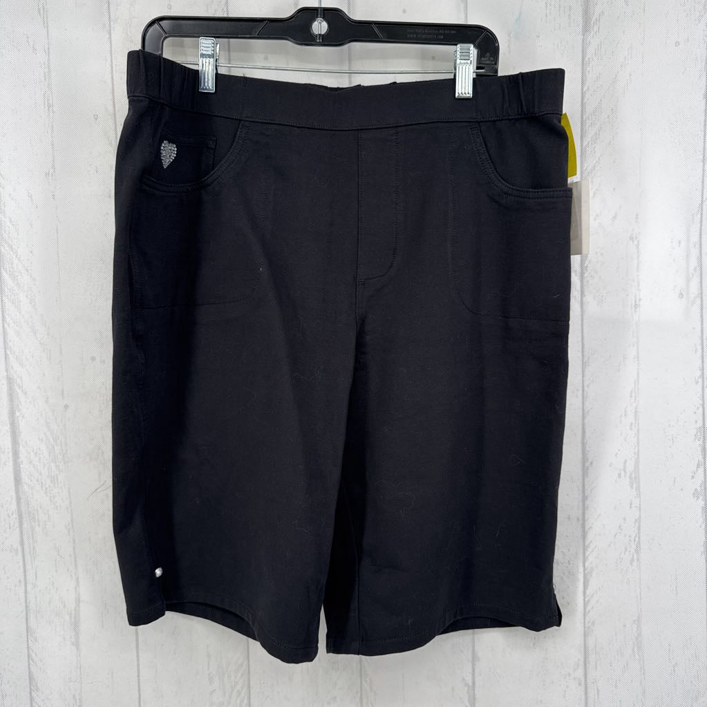 L pull-on bermuda shorts