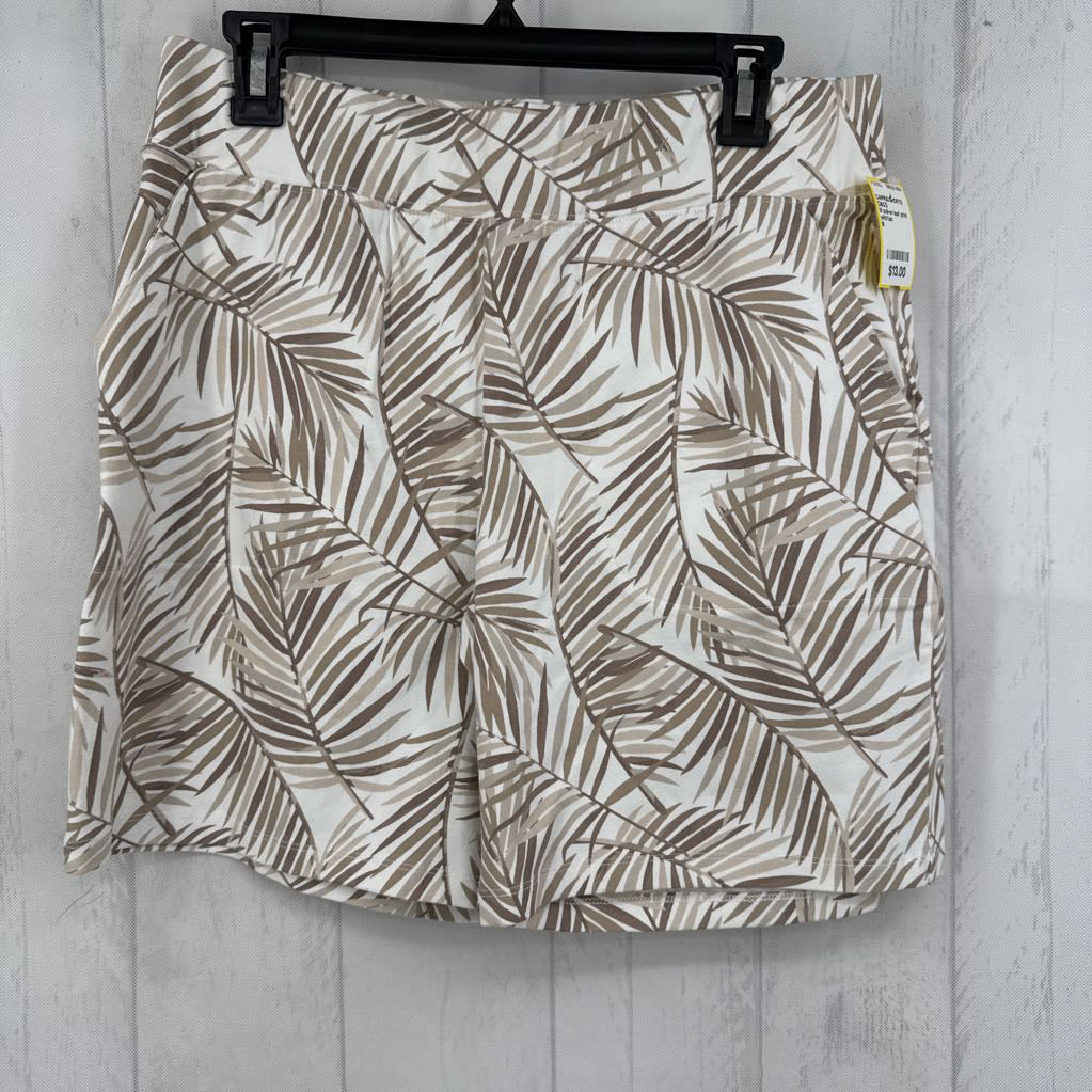 M pull-on leaf print shorts