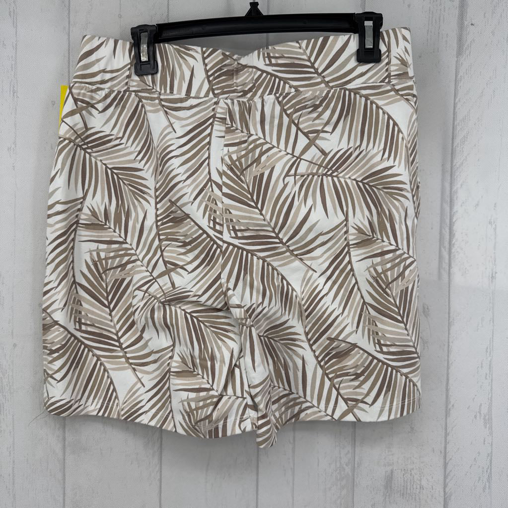 M pull-on leaf print shorts