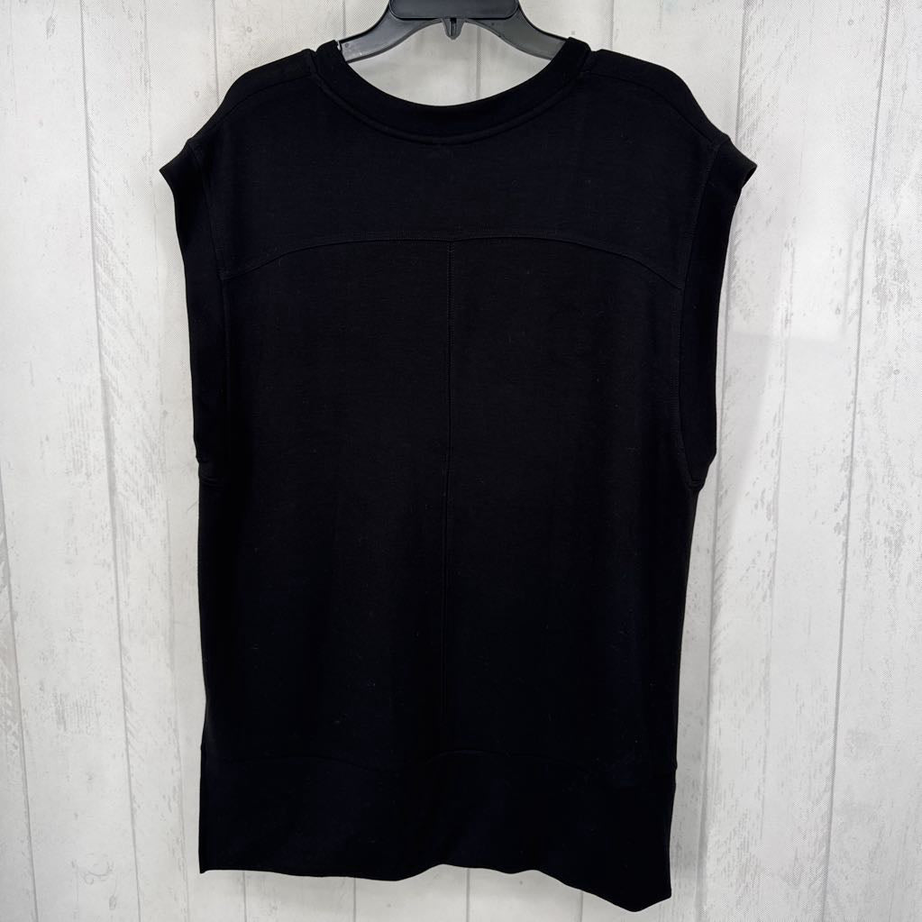 L v-neck vest