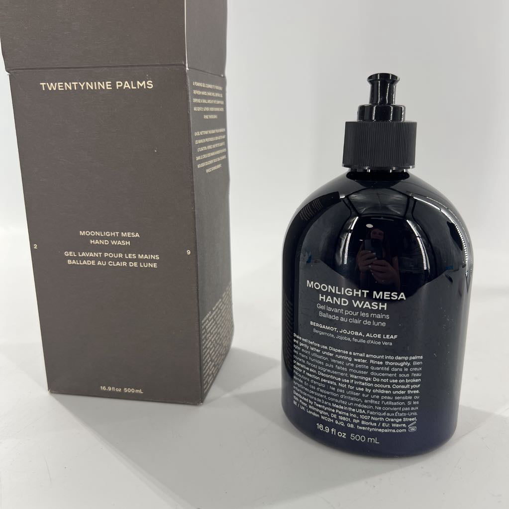 body wash-pinyon poet