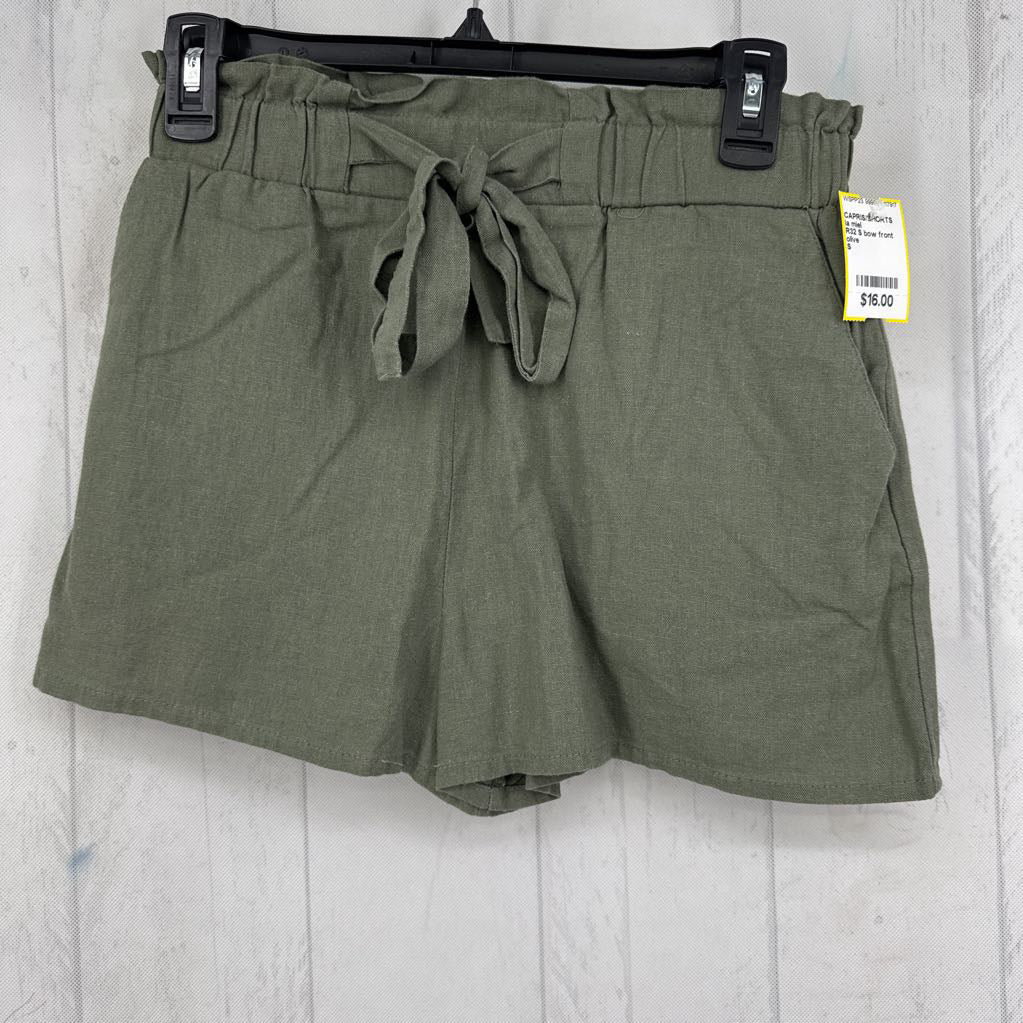 R32 S bow front linen blend shorts