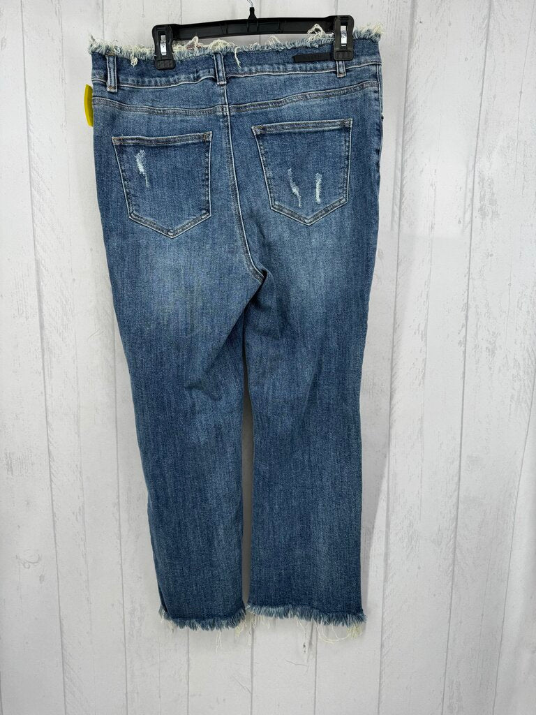 15 frayed straight leg jean