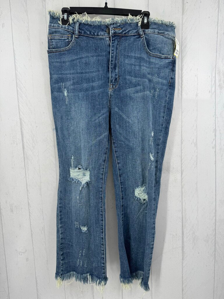 15 frayed straight leg jean