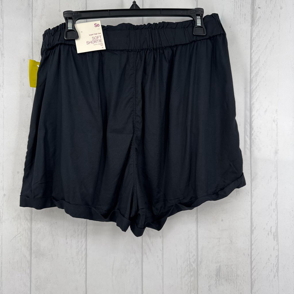 R32 XL hi-rise shorts