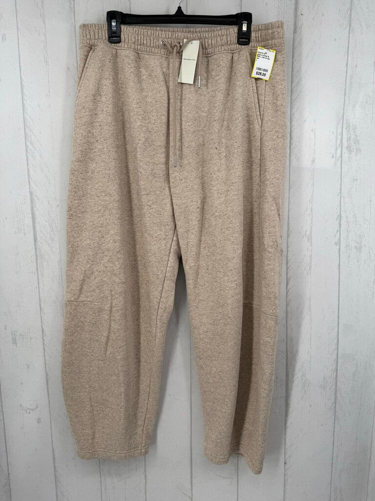 R60 L barrel leg sweatpants