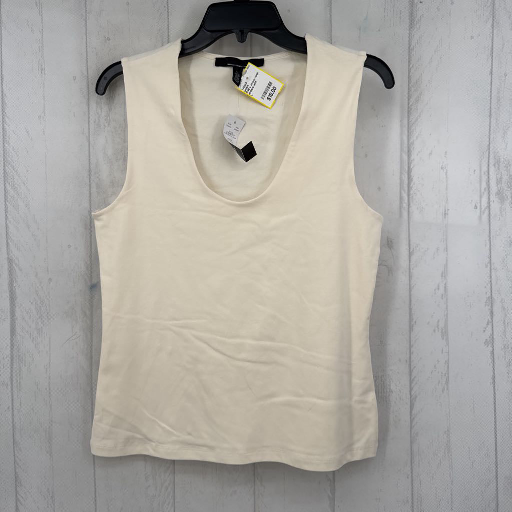 R46 L scoop neck basic tank