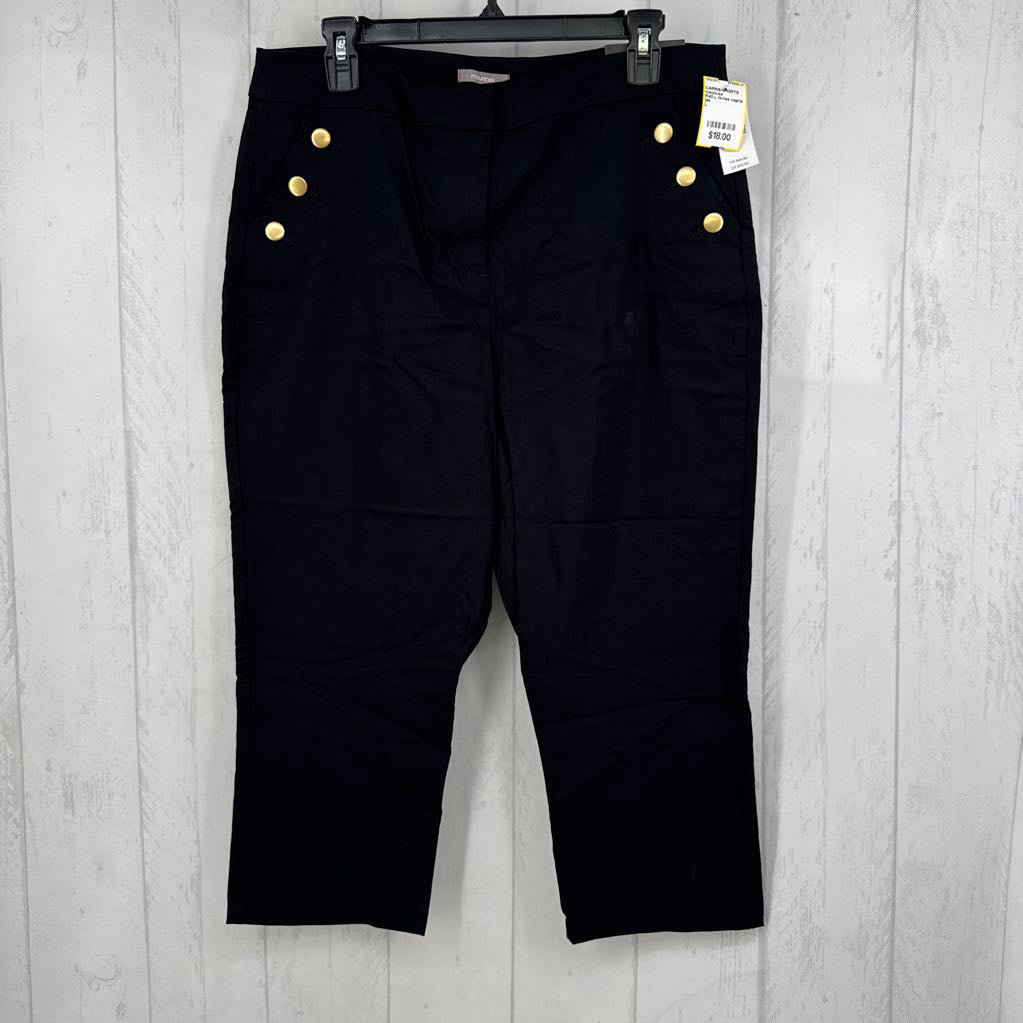 R40 L hi-rise capris w/gold buttons