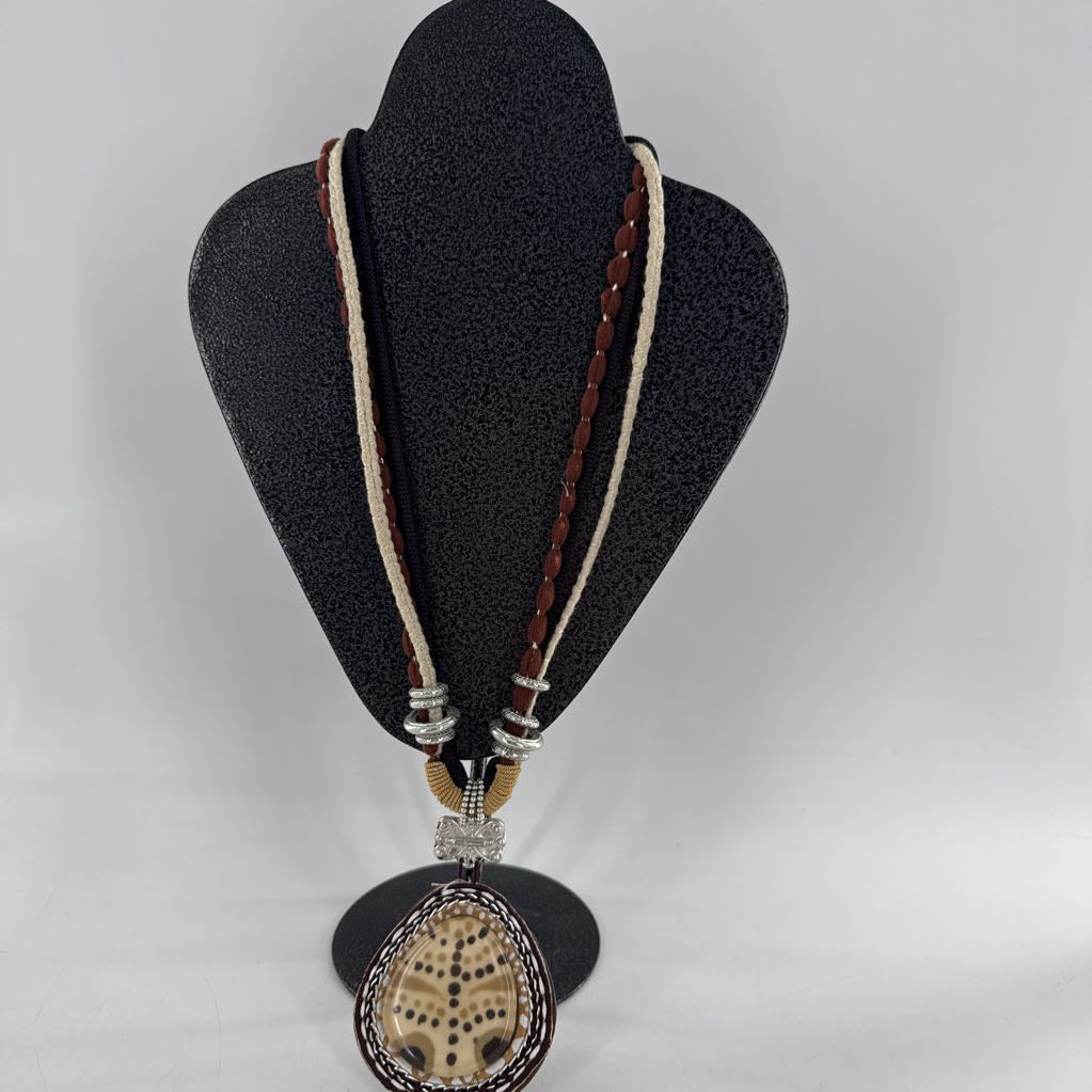 brown & tan lg pendant necklace