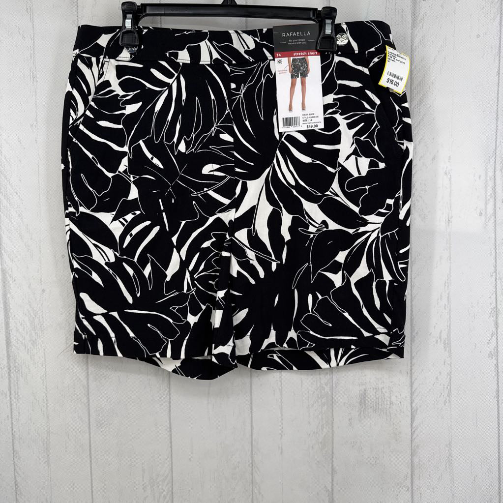 R49 14 leaf print stretch shorts