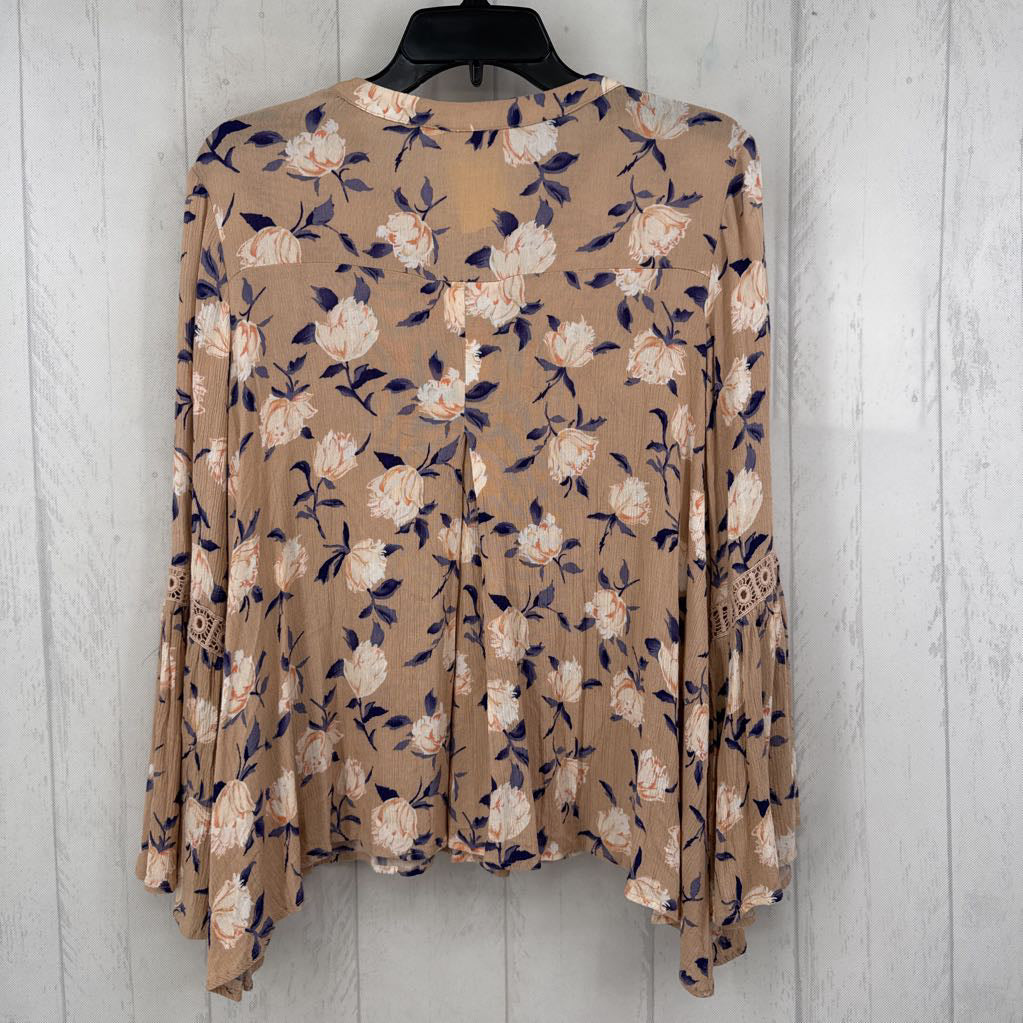 M flo print notch neck flare slv top