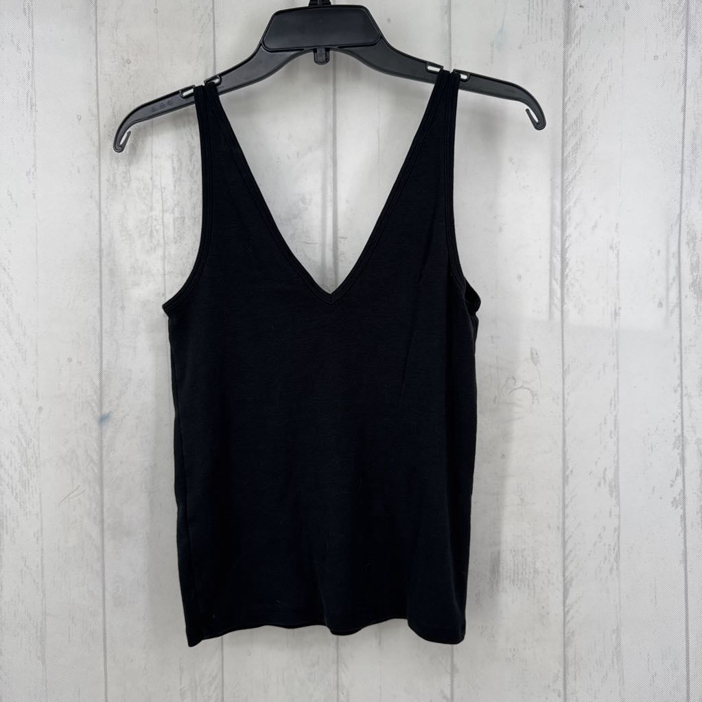 S v-neck tank