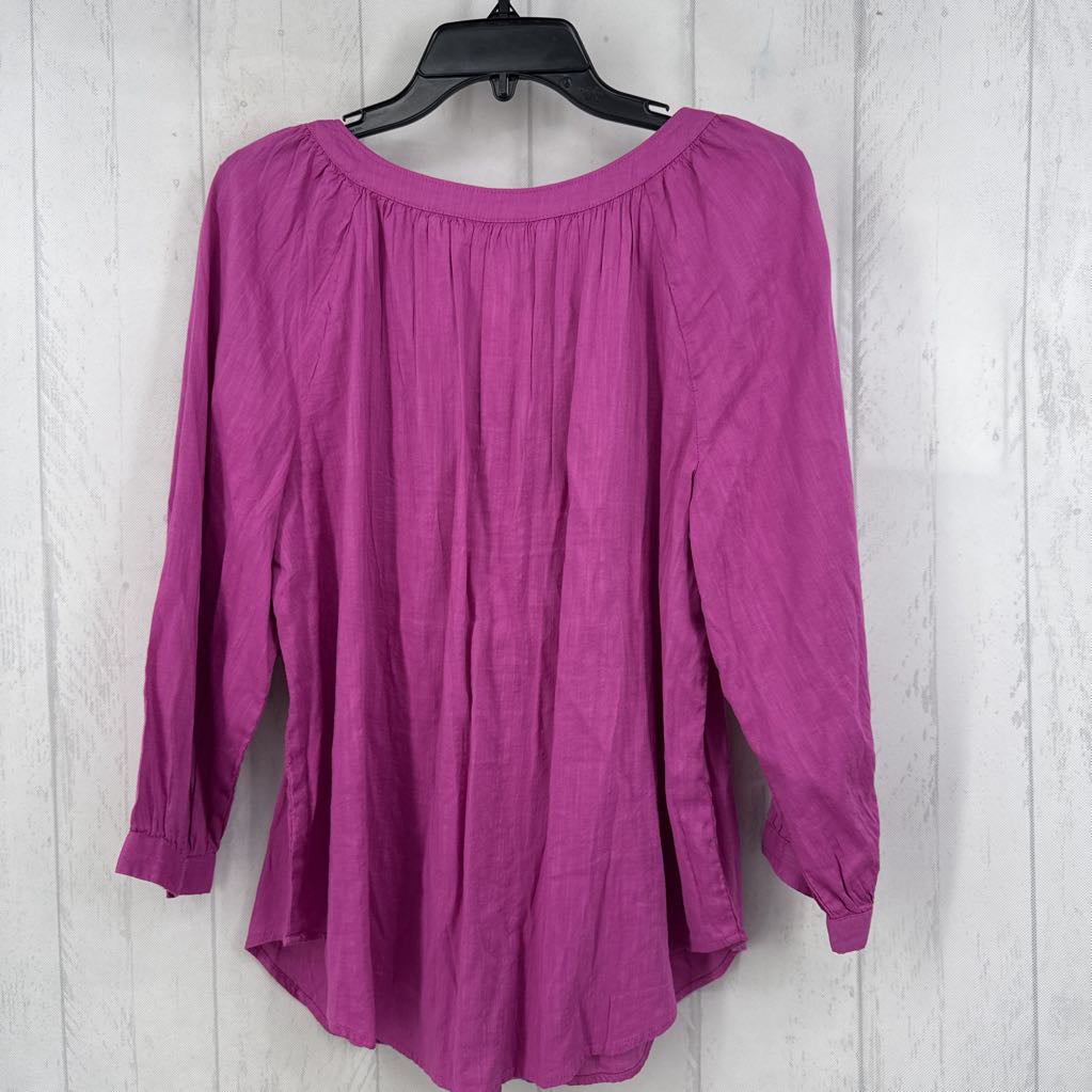 L v-neck 3/4 slv top