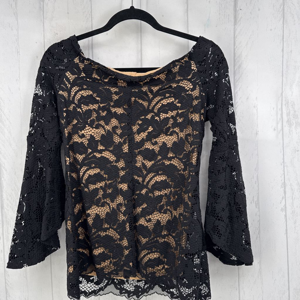 M lace flare slv top