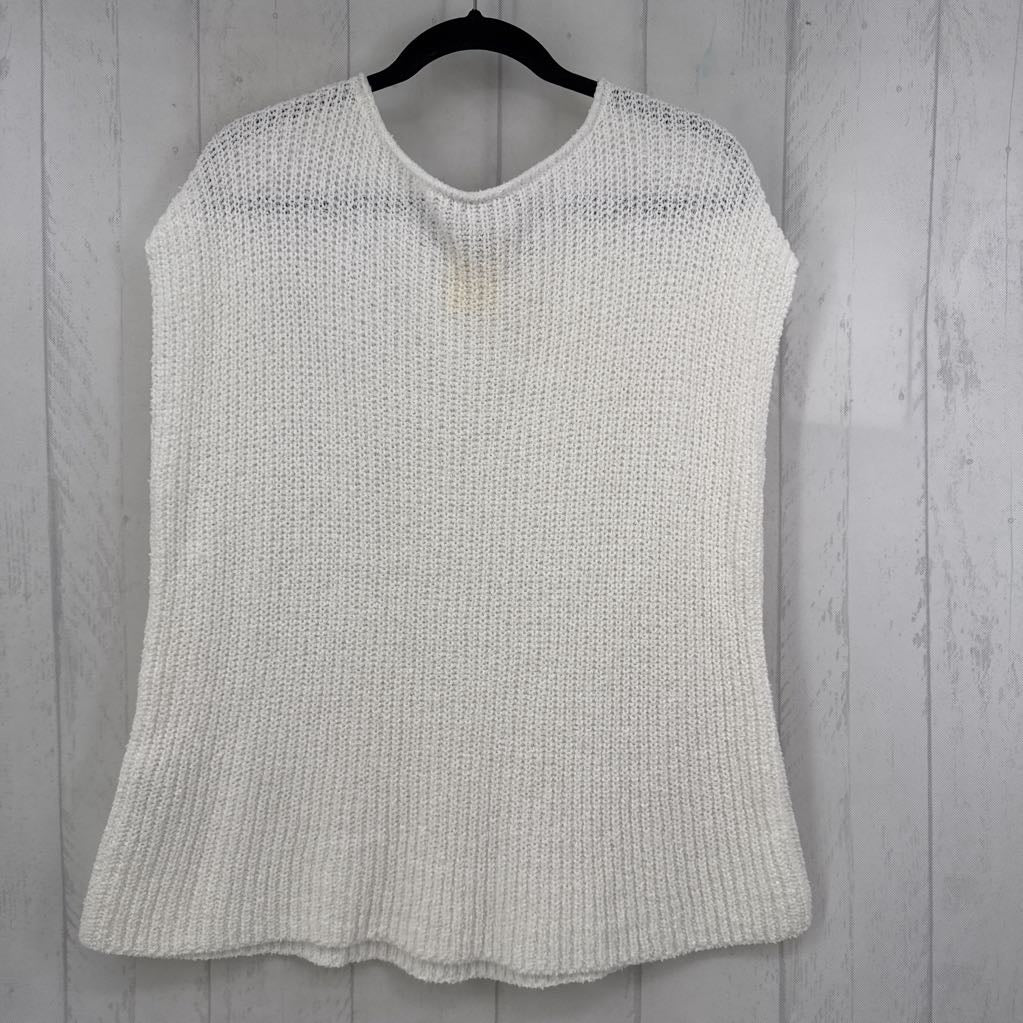 L crochet sweater vest